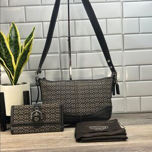 Coach black gray signature soho crossbody and wallet set